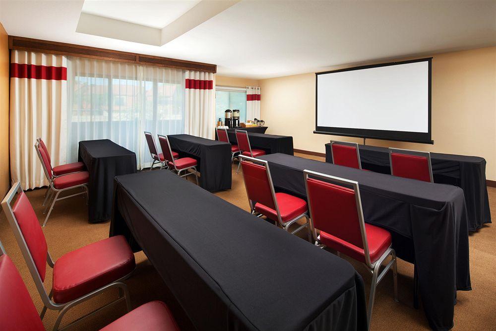 Four Points By Sheraton Phoenix South Mountain Buitenkant foto