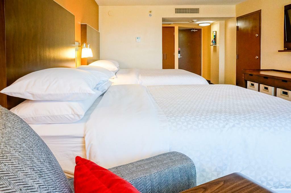 Four Points By Sheraton Phoenix South Mountain Buitenkant foto