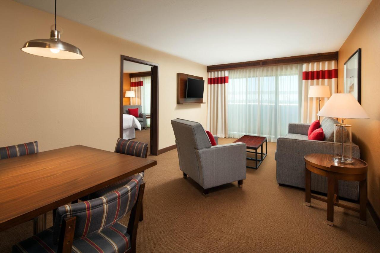 Four Points By Sheraton Phoenix South Mountain Buitenkant foto